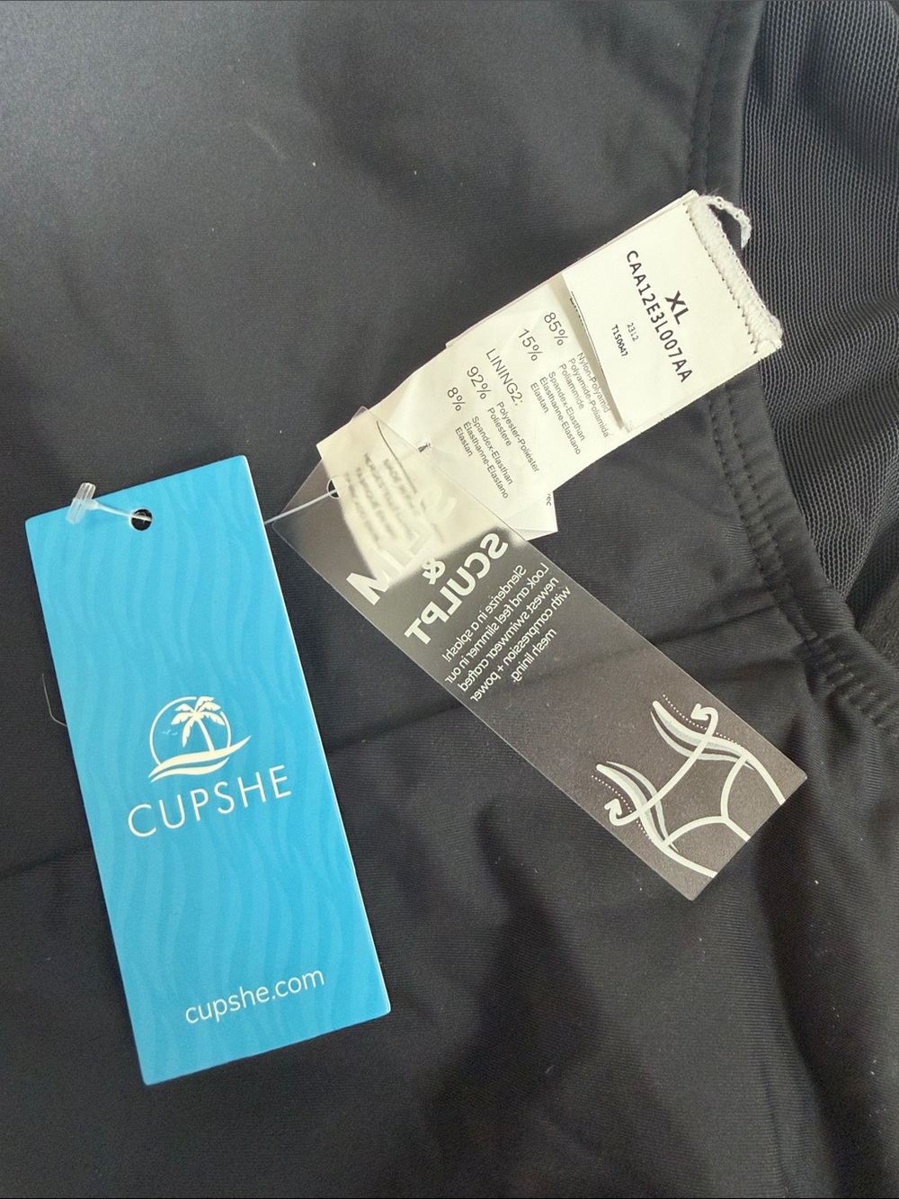 (336)Cupshe Black One-Piece Swimsuit with Underwire Cups - Picture 3 of 4